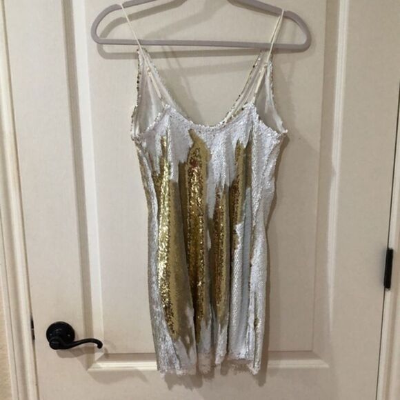 Free People Sequin Reversible colors Dress Size Small - Picture 3 of 3